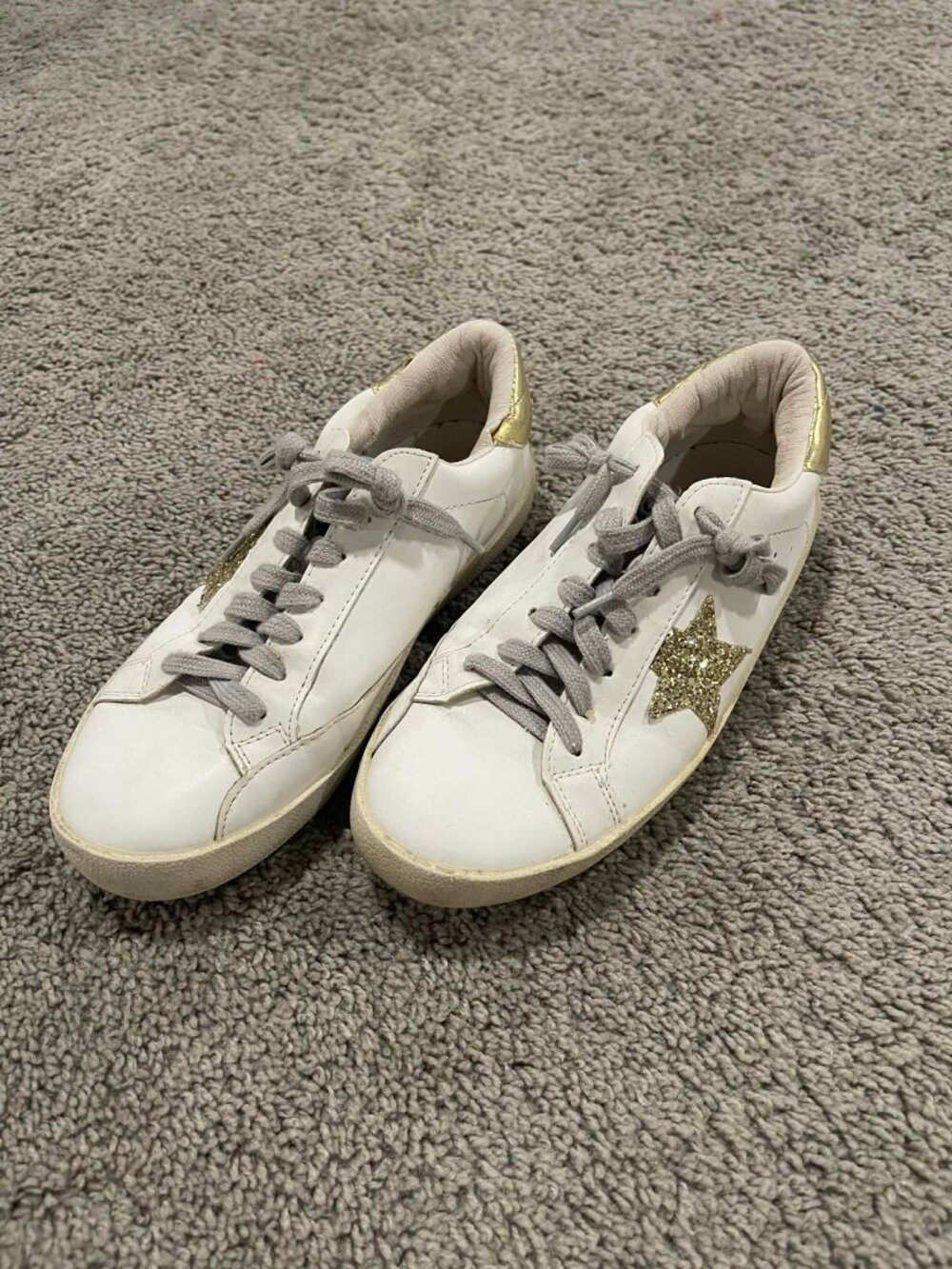 ZhUOCaiZi Super Star White Gold Glitter Star Sneakers Women's Size 39 READ